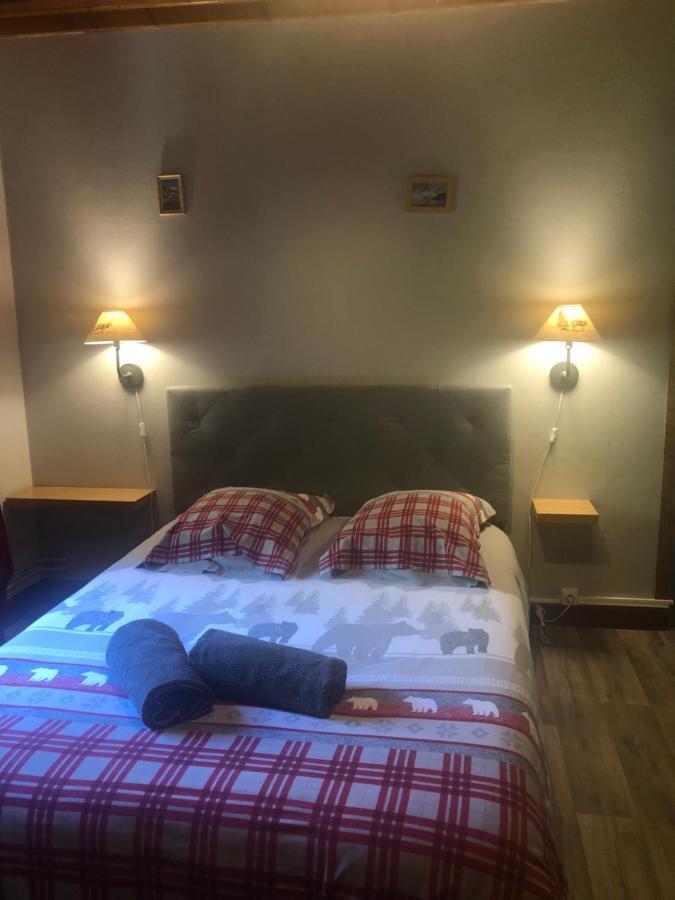 Les Déserts Bar Hotel Restaurant Le Margeriaz מראה חיצוני תמונה