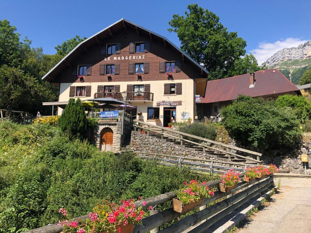 Les Déserts Bar Hotel Restaurant Le Margeriaz מראה חיצוני תמונה